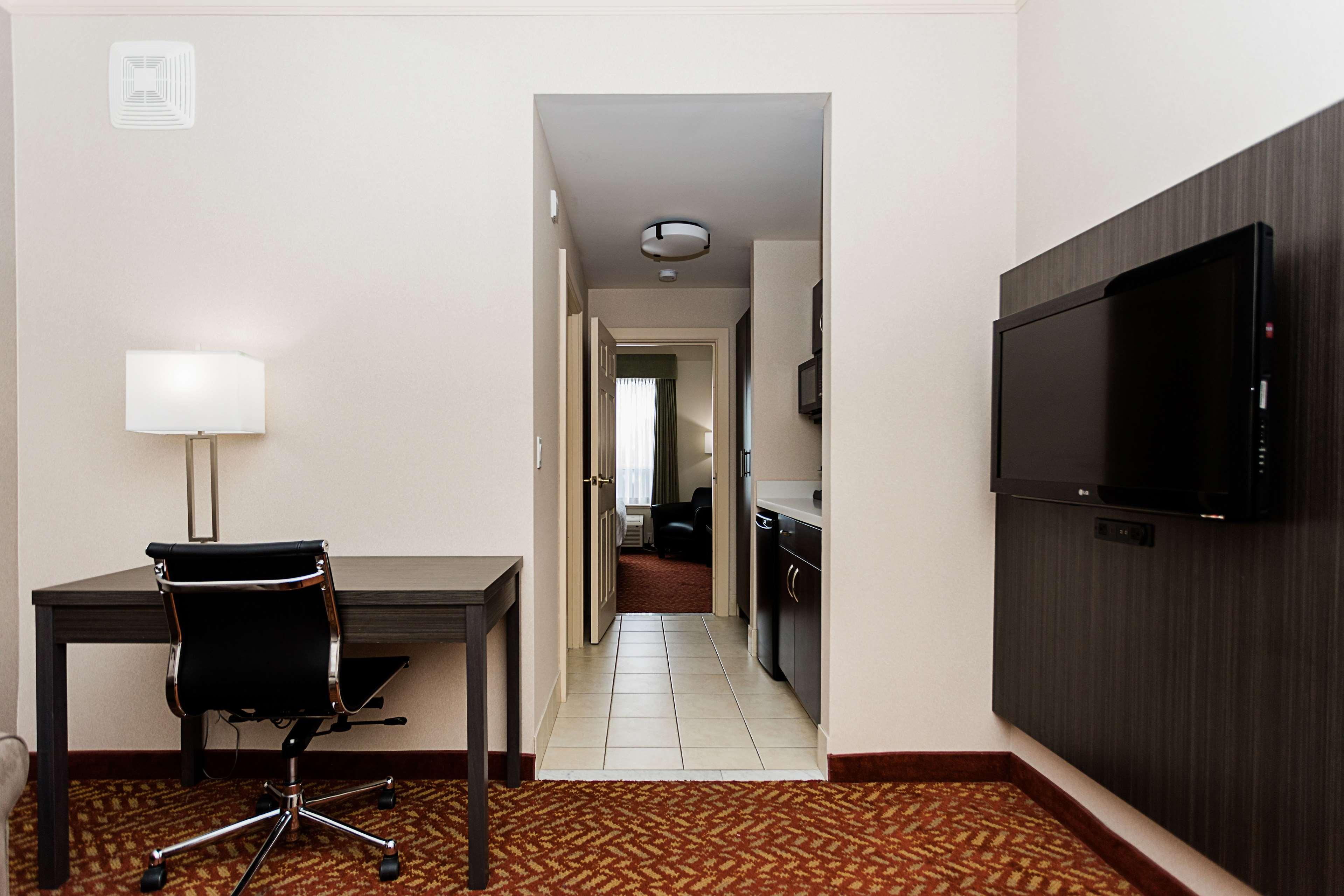 Best Western Inn On The Bay Owen Sound Bagian luar foto