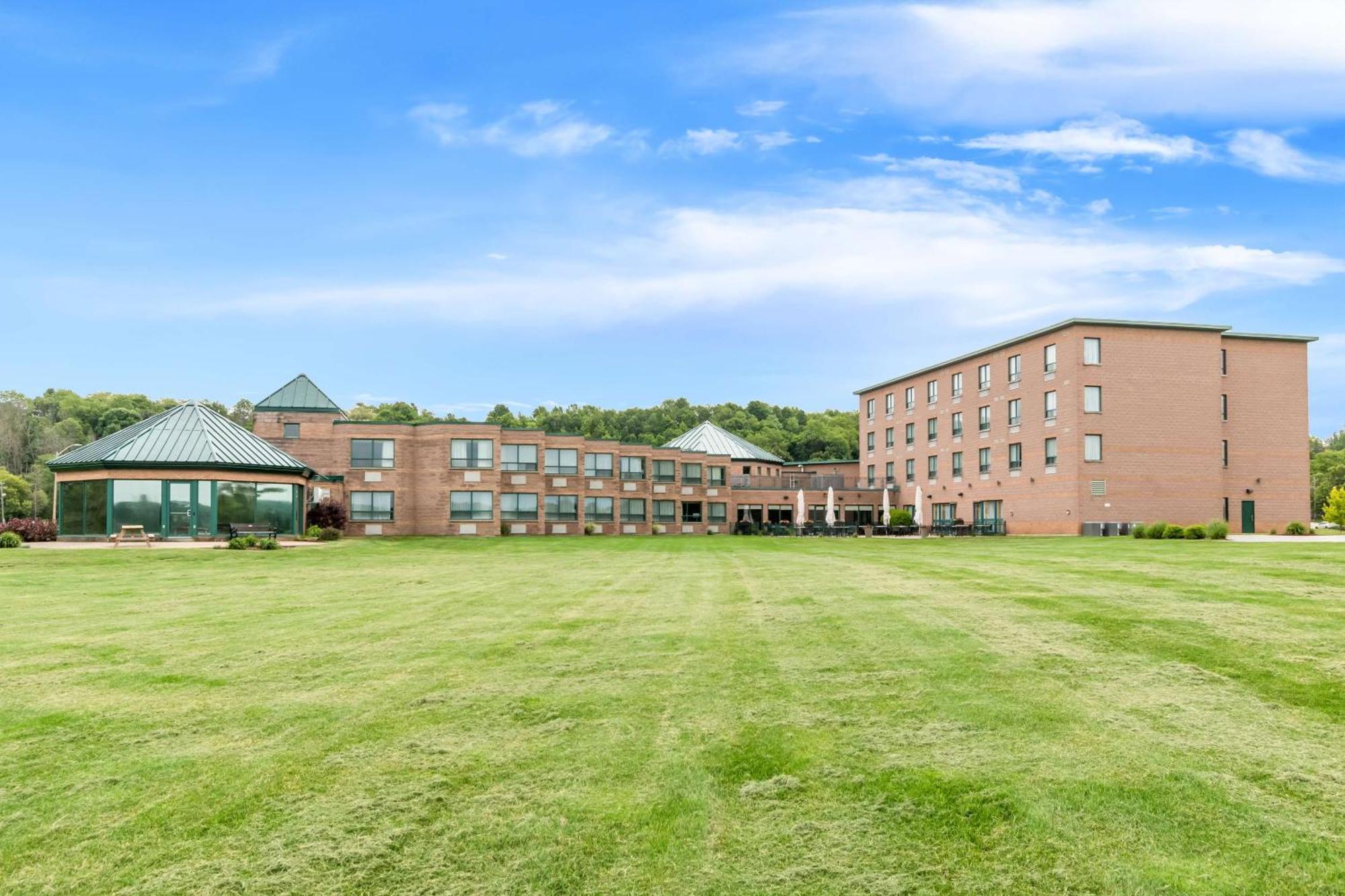 Best Western Inn On The Bay Owen Sound Bagian luar foto